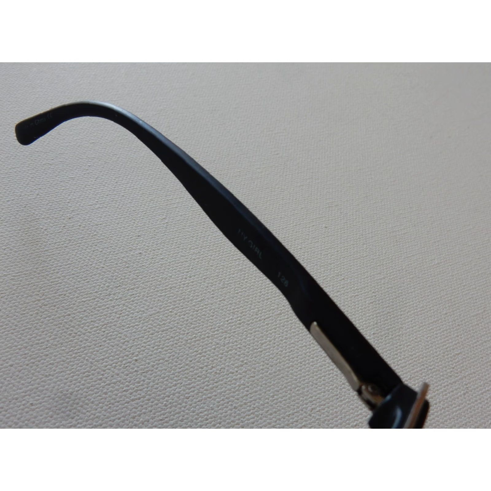 Vintage VINTAGE Quay Sunglasses Black Men Size ONE SIZE - 5 Thumbnail