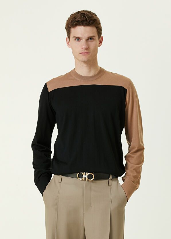 Salvatore Ferragamo o1s1rm1224 Sweater in Black & Beige Size US S / EU 44-46 / 1 - 1 Thumbnail