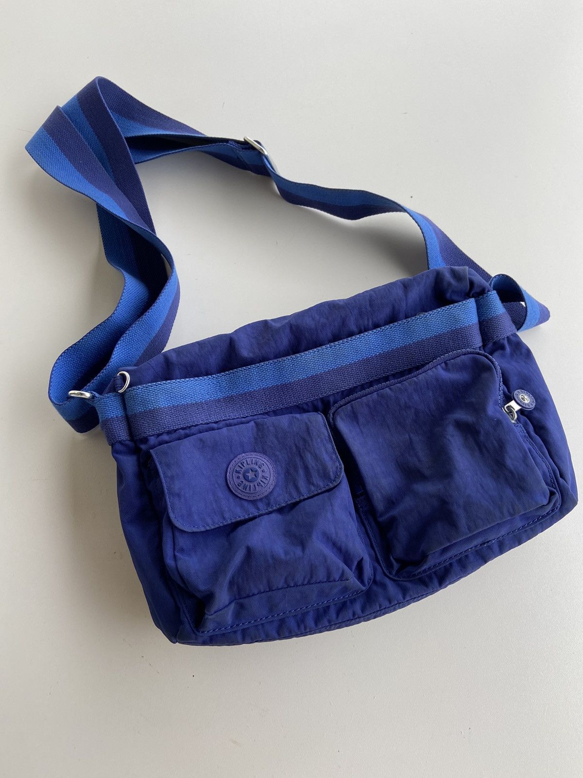 Vintage Kipling Vintage Bag Y2K Style Hype Messenger Size ONE SIZE - 2 Thumbnail