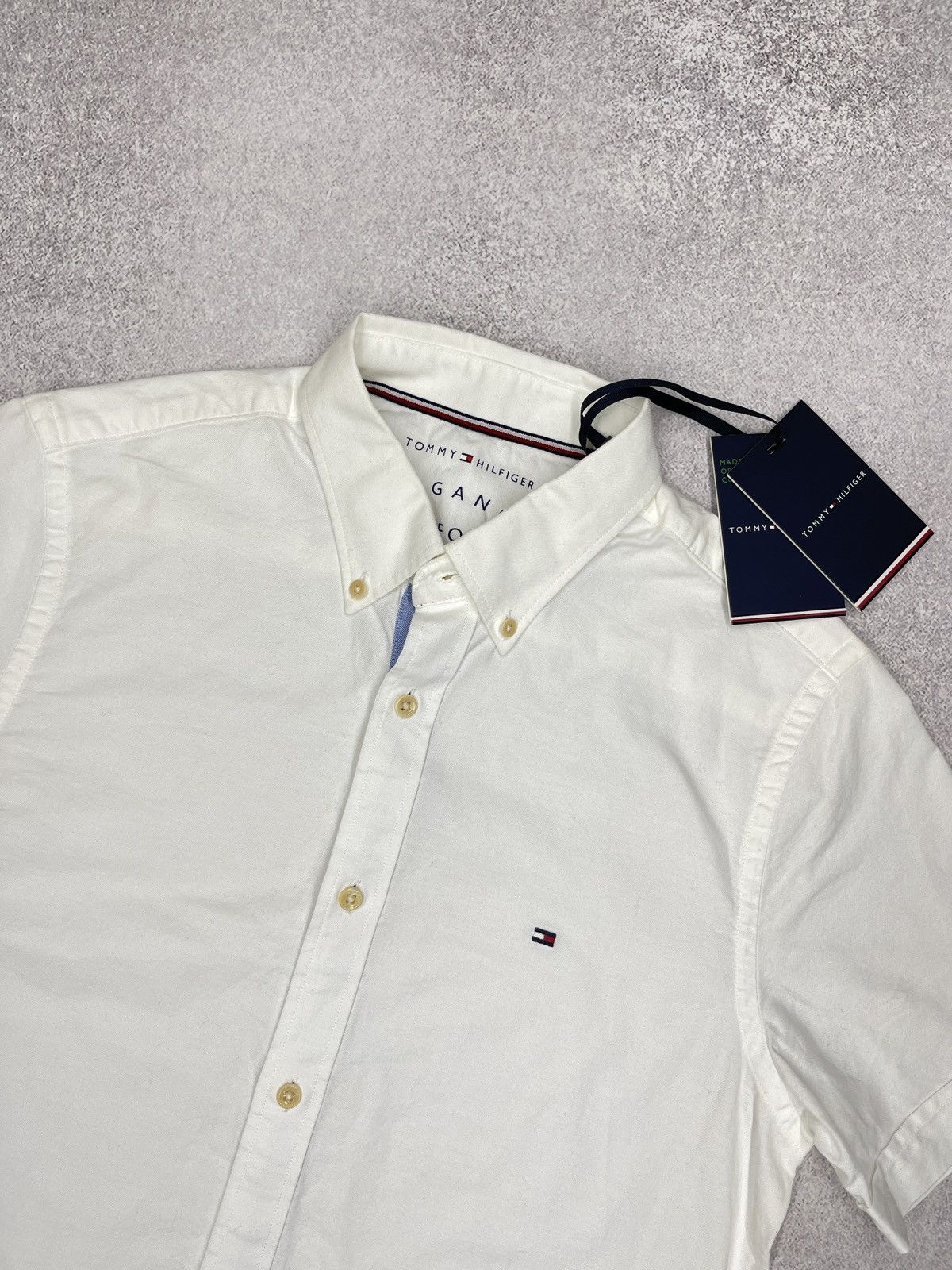 Tommy Hilfiger Mens Tommy Hilfiger Organic Oxford Shirt White slim Fit Size US S / EU 44-46 / 1 - 4 Thumbnail