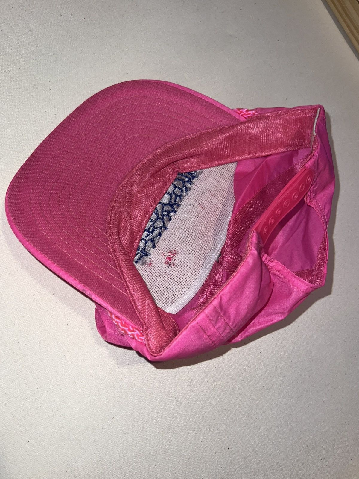 Vintage 80’s 90’s VTG Vintage Pink Graphic Design Retro Indie Hat Size ONE SIZE - 4 Thumbnail