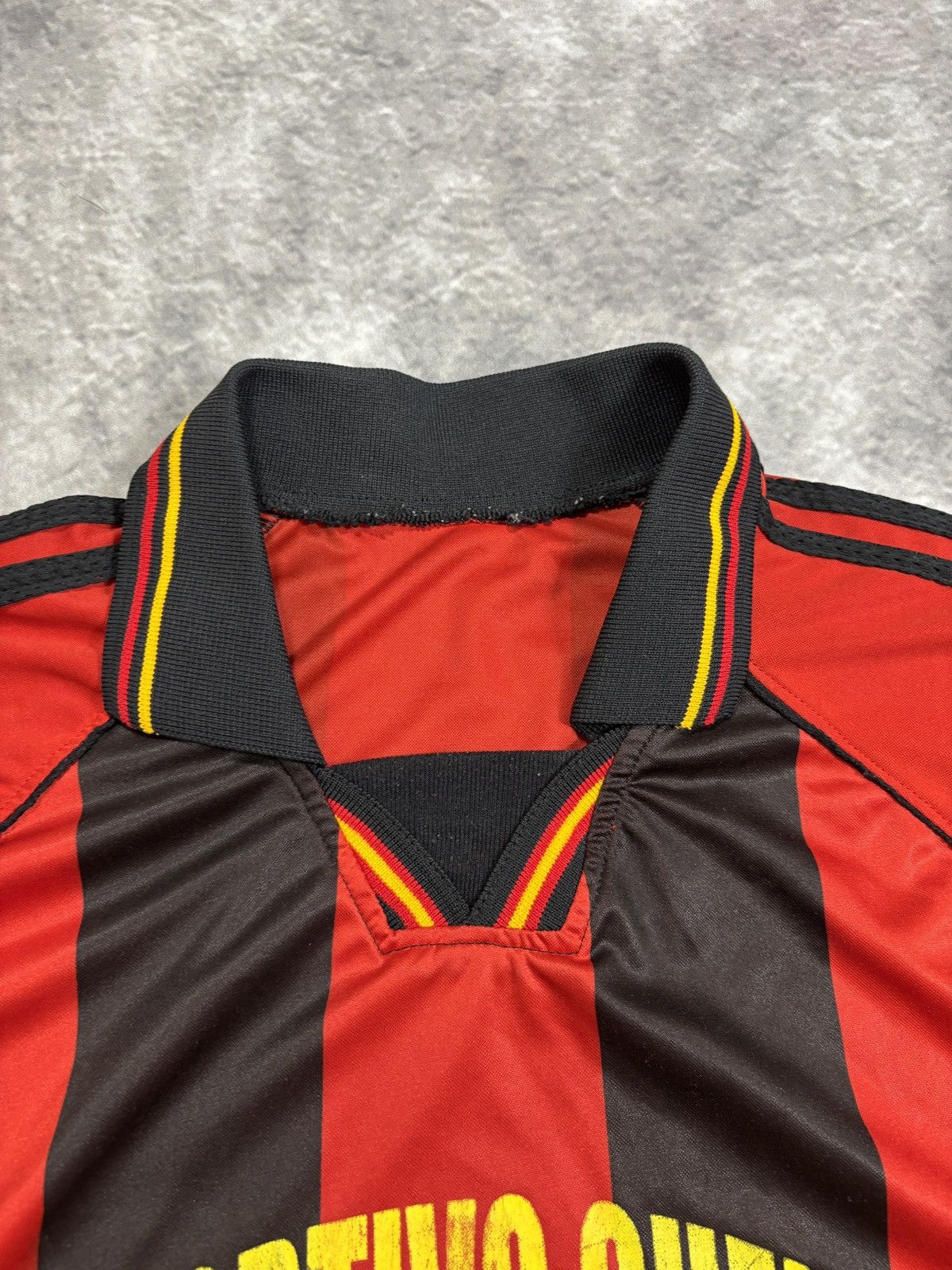 Vintage 1990s Vintage Deportivo Cuenca Jersey Soccer Collar Ecuador Size US S / EU 44-46 / 1 - 4 Thumbnail