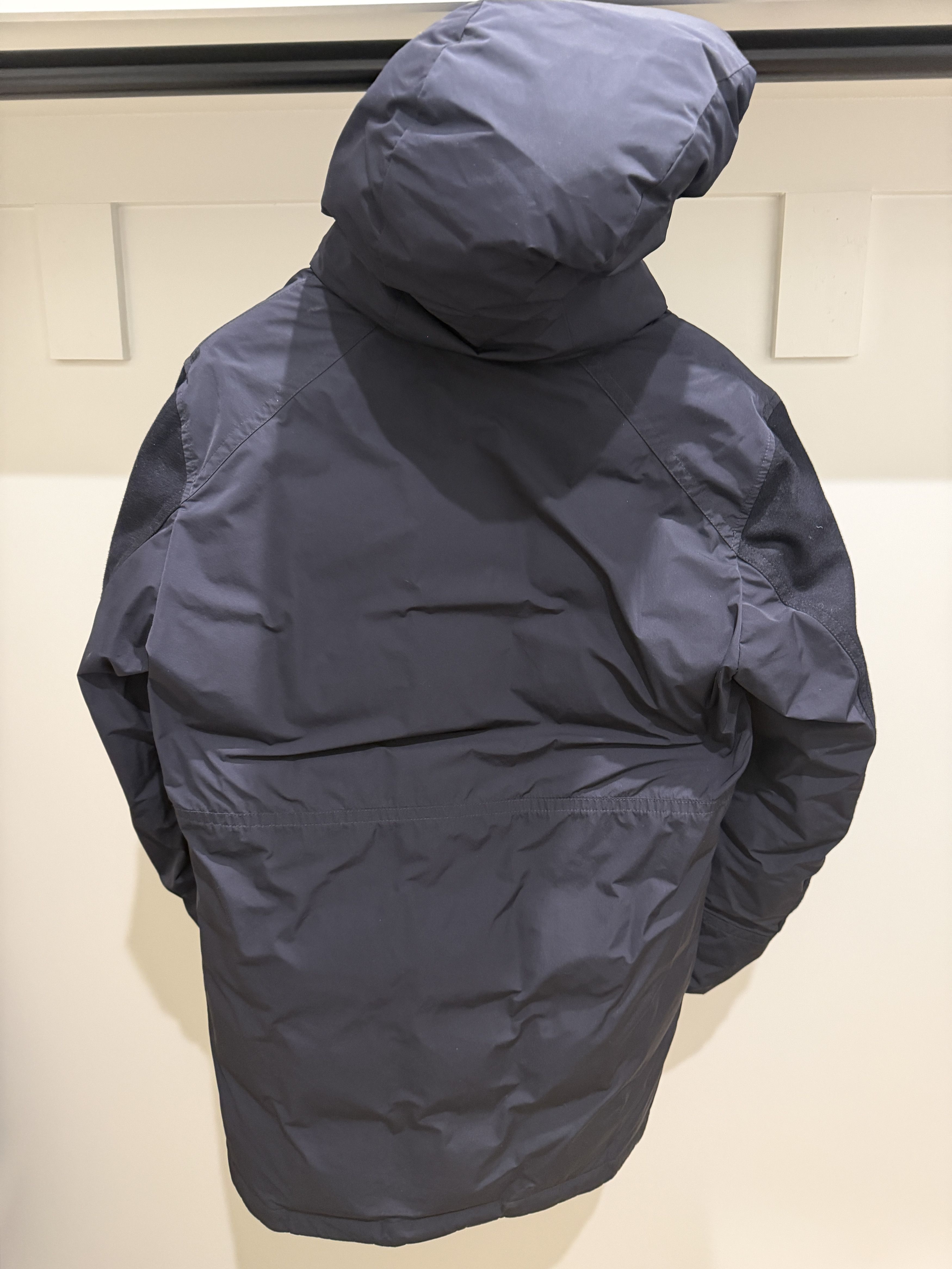 Moncler Authentic Moncler Perrault Navy Hooded Down Jacket SZ1 Size US S / EU 44-46 / 1 - 5 Thumbnail
