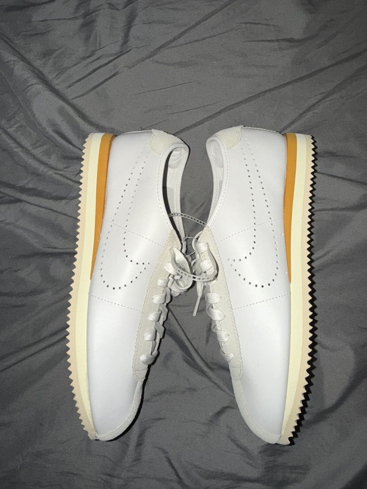 Nike Nike Cortez LT white/gold Size US 9.5 / IT 39.5 - 6 Thumbnail