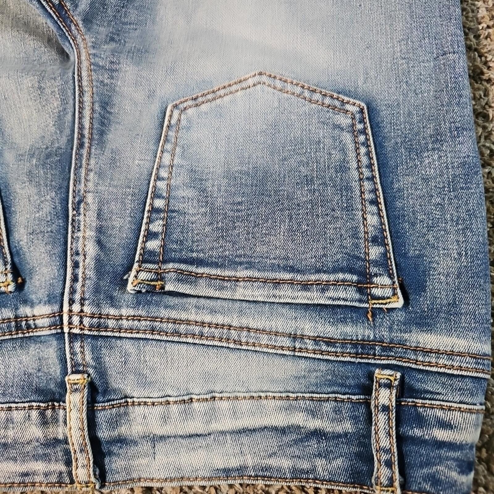 Other Refuge Sz 4 Cuffed Jean Shorts Size 27" / US 4 / IT 40 - 6 Thumbnail