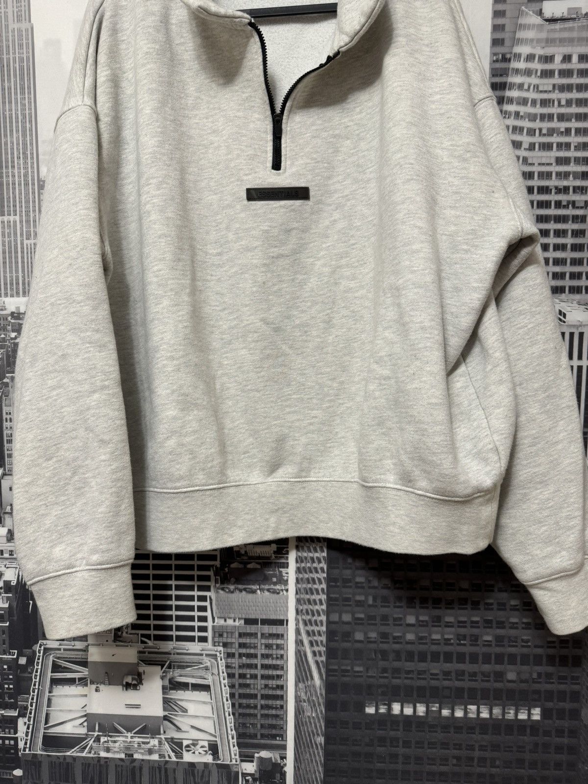 Fear of God Fear of God Essentials Mockneck Half-Zip Oatmeal SZ Small 🔥 Size US S / EU 44-46 / 1 - 8 Thumbnail