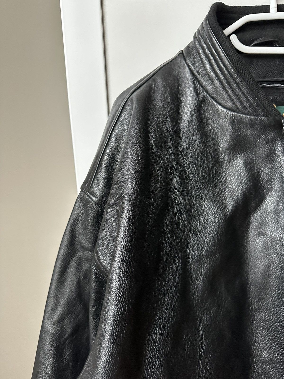 Japanese Brand Vintage Black Leather Boxy Bomber Jacket Kanye West Style Size US XL / EU 56 / 4 - 5 Thumbnail