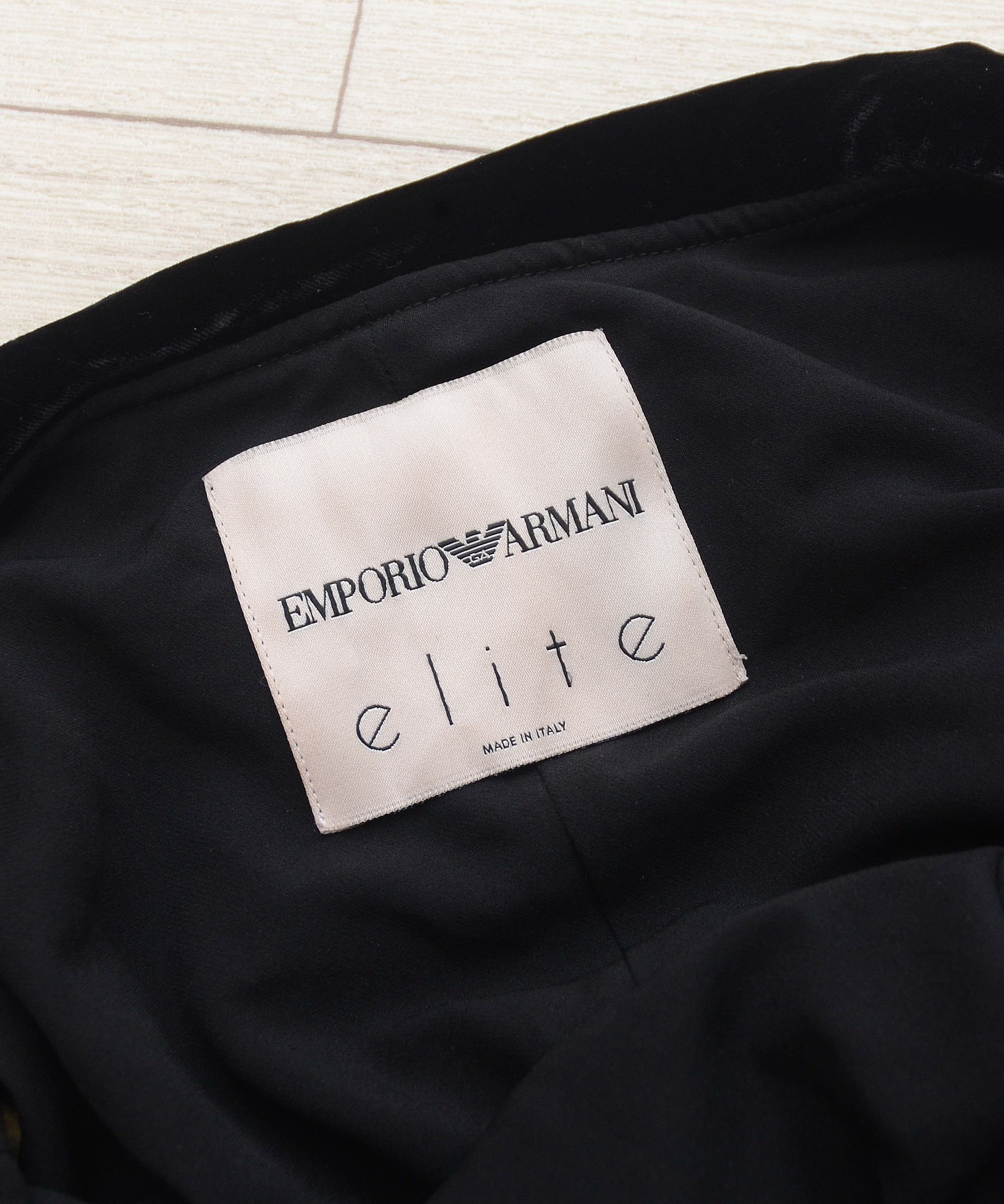 Armani Luxury Emporio Armani Elite Black Velvet Dress Crystal Size S / US 4 / IT 40 - 14 Thumbnail