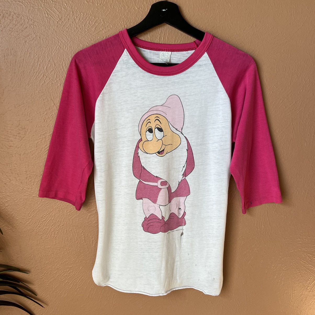 image of Disney Snow White Dwarfs Raglan T Shirt 60S, Men's (Size Medium)