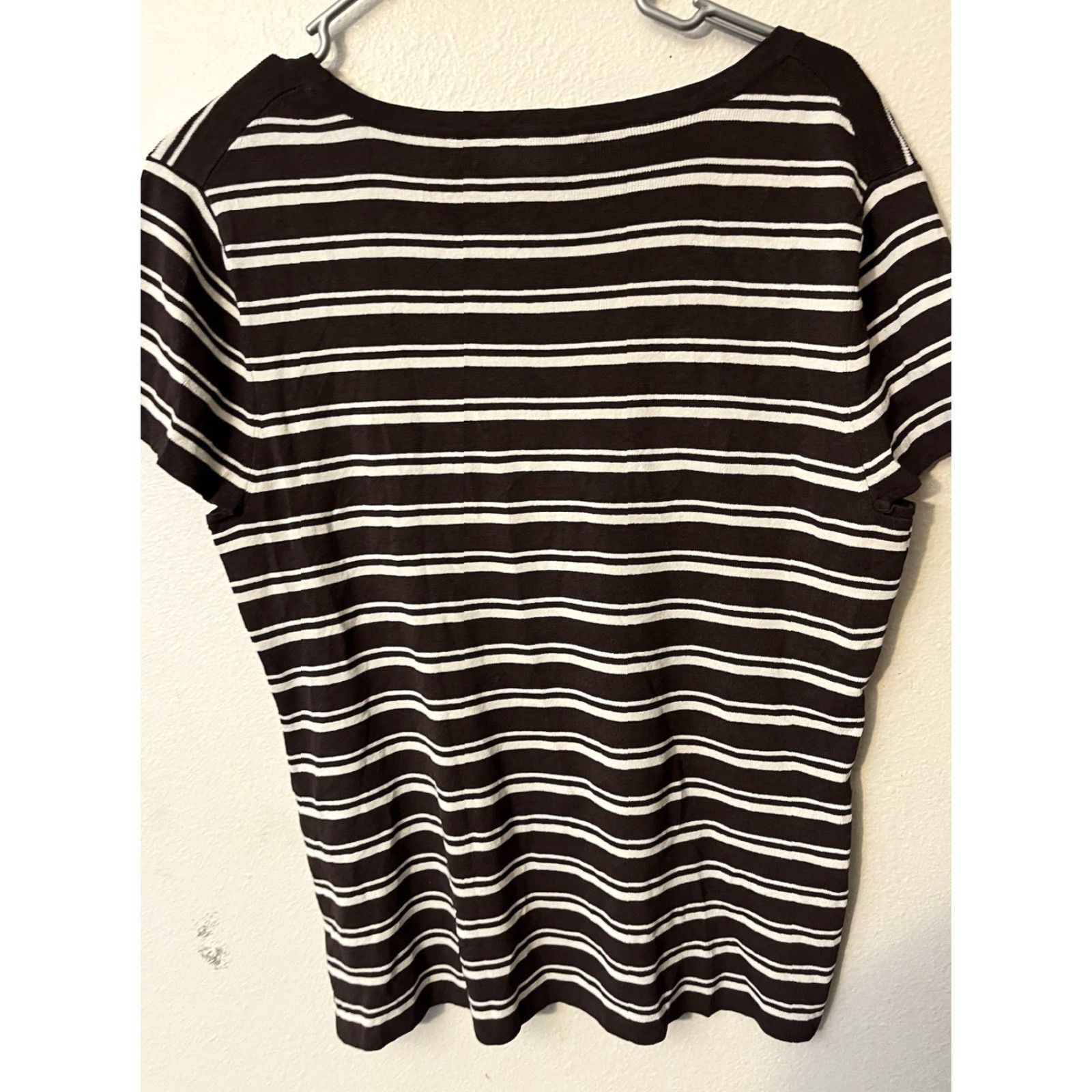 Geoffrey Beene VINTAGE Geoffrey Beene Sport Women's XL Blouse Top Shirt Henley Brown Striped Sleeveless Camisole Women's XL Brown Striped Henley Shirt Size XL / US 12-14 / IT 48-50 - 3 Thumbnail