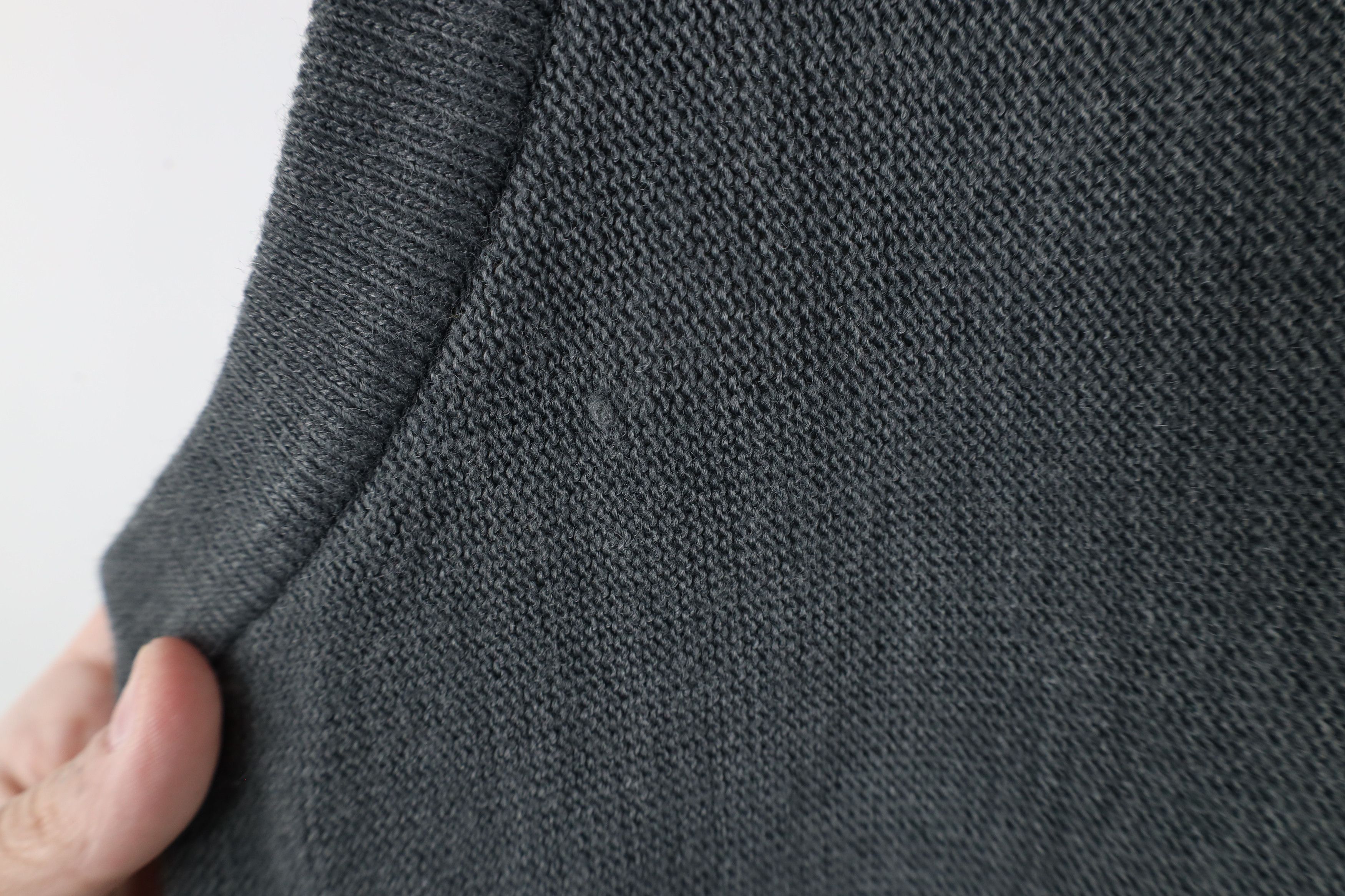 Izod × Vintage Vintage 90s Izod Knit V-Neck Sweater Vest Gray USA Acrylic Size US XL / EU 56 / 4 - 6 Thumbnail