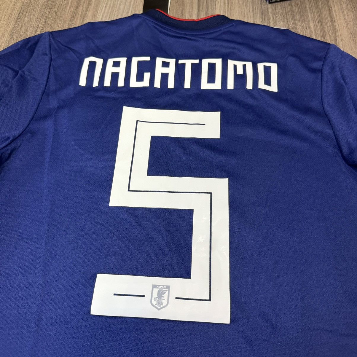 Adidas Japan World Cup 2018 home shirt #5 Nagatomo (Bnwt) Size US S / EU 44-46 / 1 - 6 Thumbnail