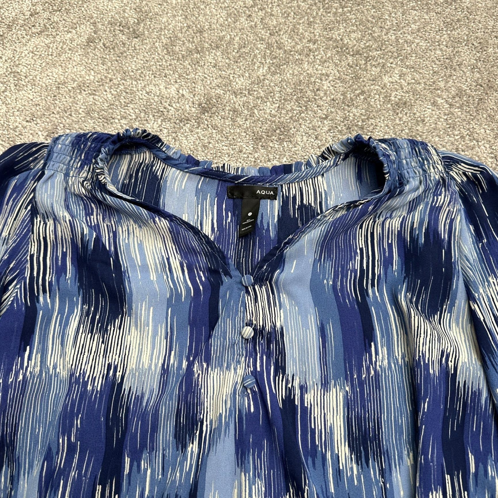 AQUA Aqua Blouse Shirt Womens M Blue V-Neck Long Sleeve Tunic Casual Knit Polyester Regular Size M / US 6-8 / IT 42-44 - 4 Thumbnail