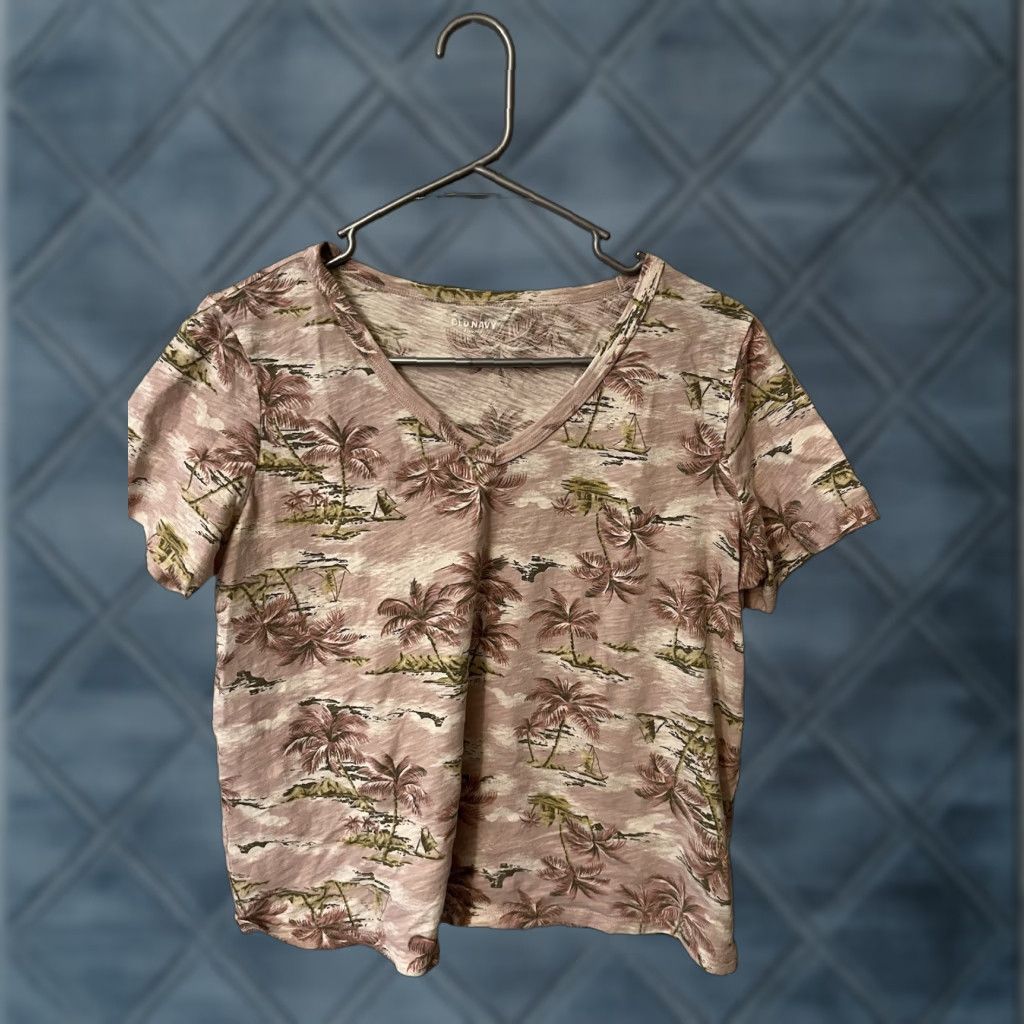 Old Navy Old Navy pink tropical T-Shirt Women Medium Size M / US 6-8 / IT 42-44 - 1 Thumbnail