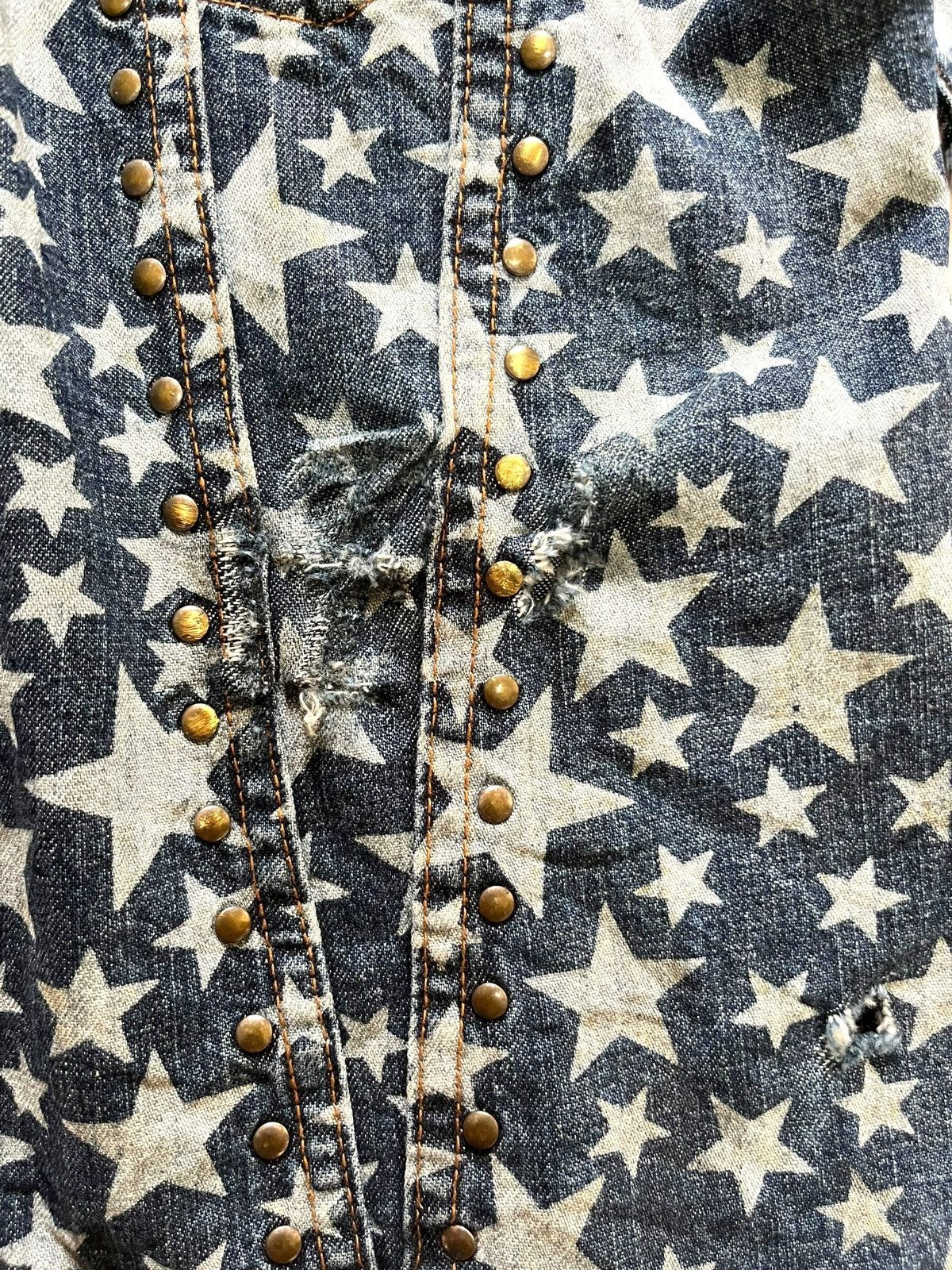 Hysteric Glamour × Japanese Brand × Seditionaries Vintage Hysteric Allover Print Stars Studded Denim Shirts Size S / US 4 / IT 40 - 8 Thumbnail