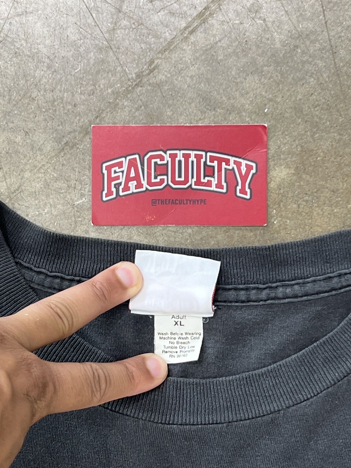 Marlboro Vintage Unlimited Marlboro Train Mountain Pocket Tee XL Size US XL / EU 56 / 4 - 3 Thumbnail
