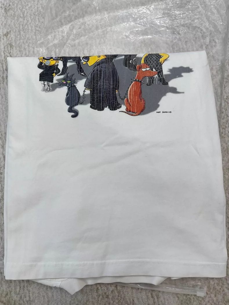 Balenciaga Balenciaga White L size Simpson collaboration Size US L / EU 52-54 / 3 - 4 Thumbnail
