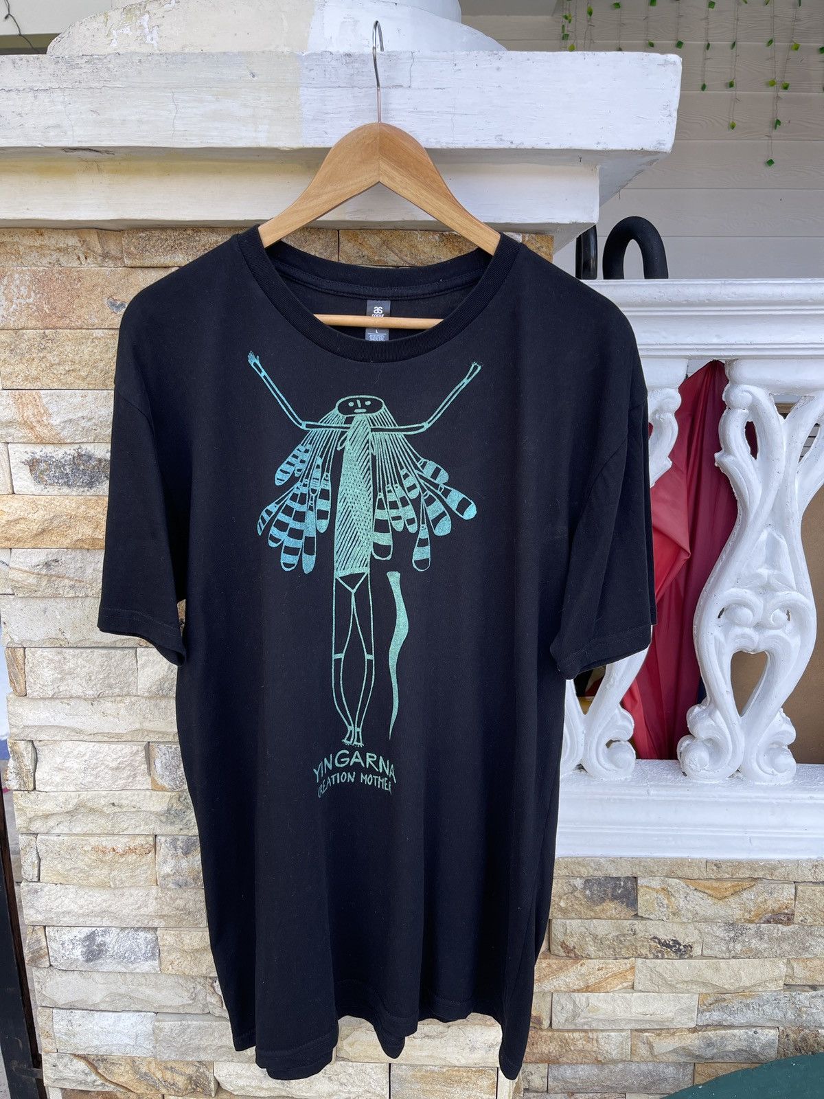 Last Drop🔥Rare🔥Vtg YINGARNA Creation Mother INJALAK Arts Tee