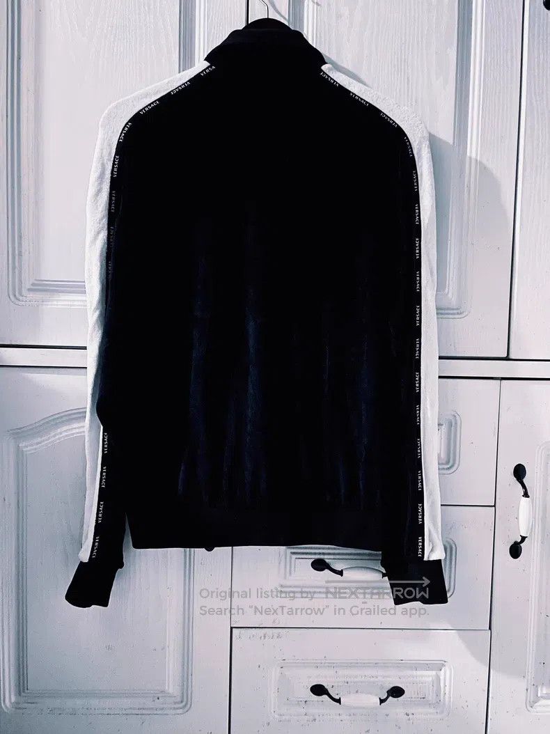 Versace Versace Main line maze spiral pattern series velvet jacket Size US S / EU 44-46 / 1 - 2 Thumbnail