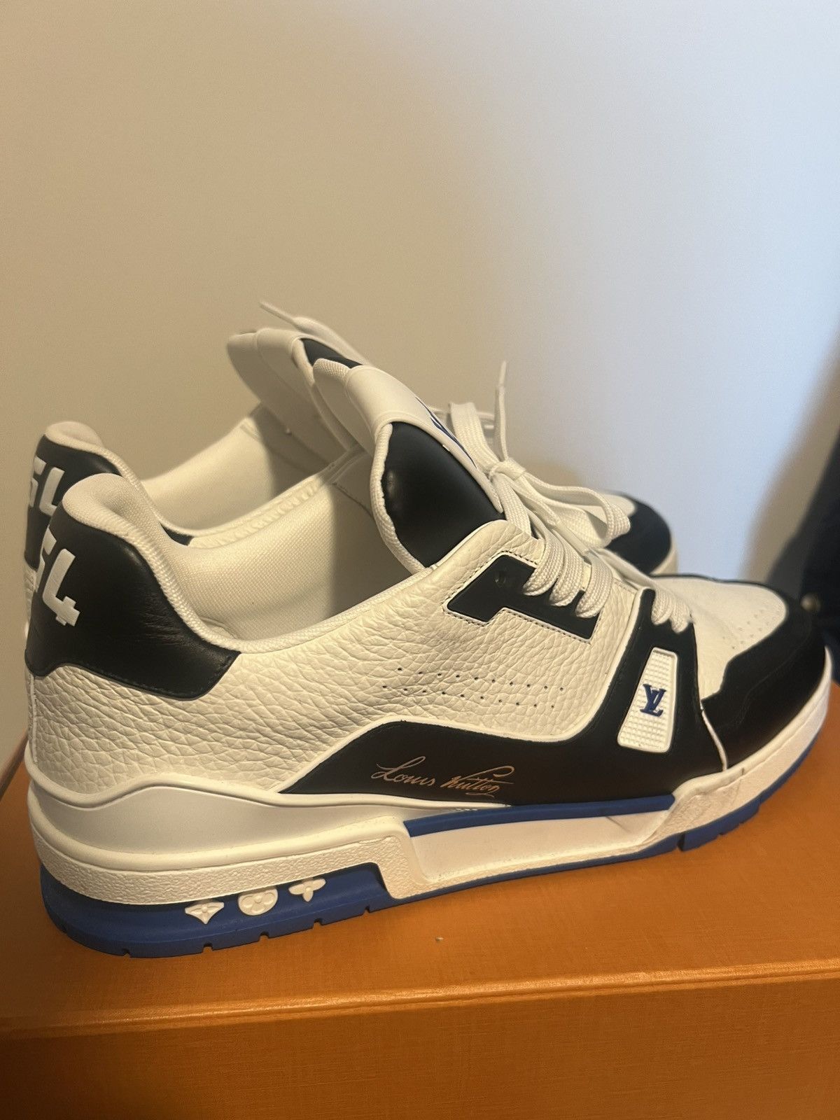 Louis Vuitton Louis Vuitton Trainer Size US 12 / EU 45 - 14 Thumbnail
