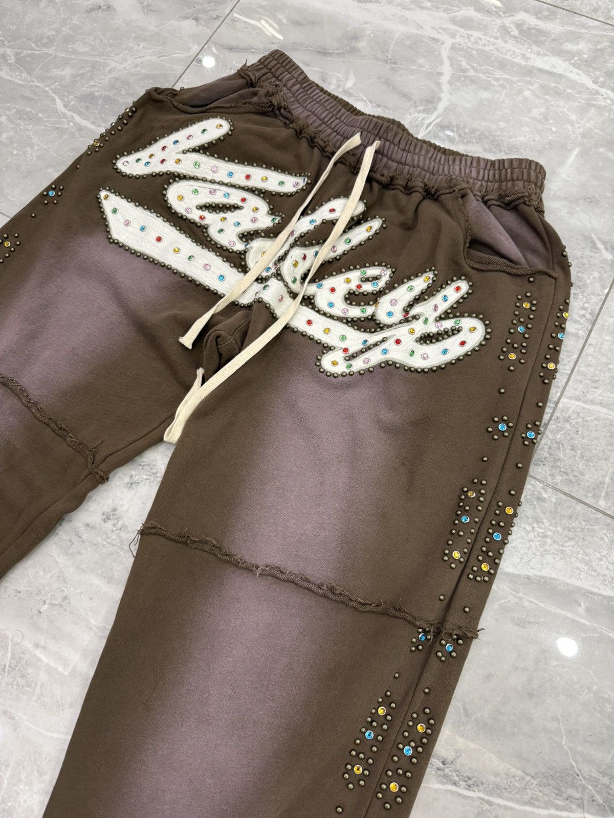 Vale Valley Skittle Sweatpants Size US 31 - 3 Thumbnail