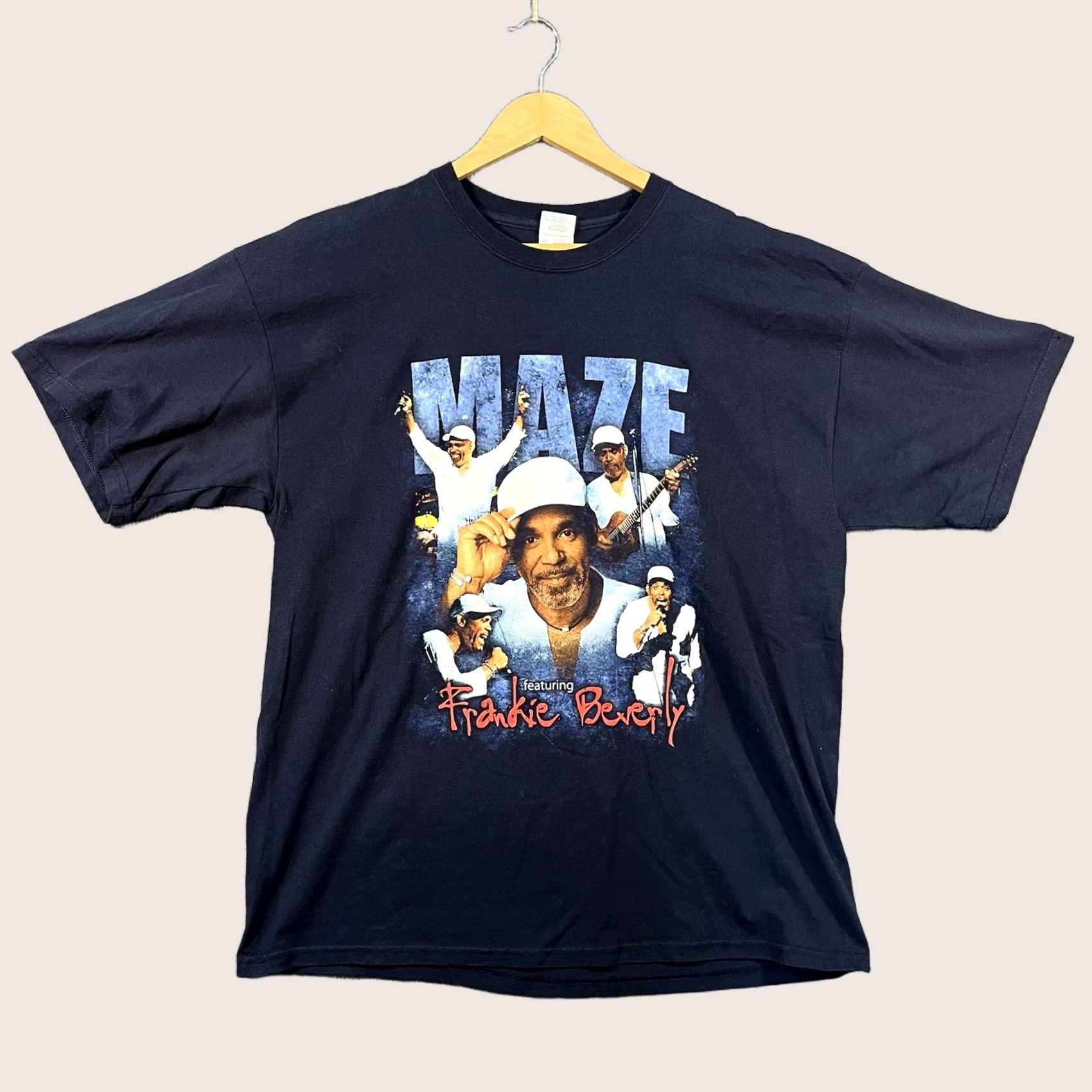 Vintage Maze Frankie Beverly T-Shirt Mens XL Blue Vintage Size US XL / EU 56 / 4 - 1 Thumbnail