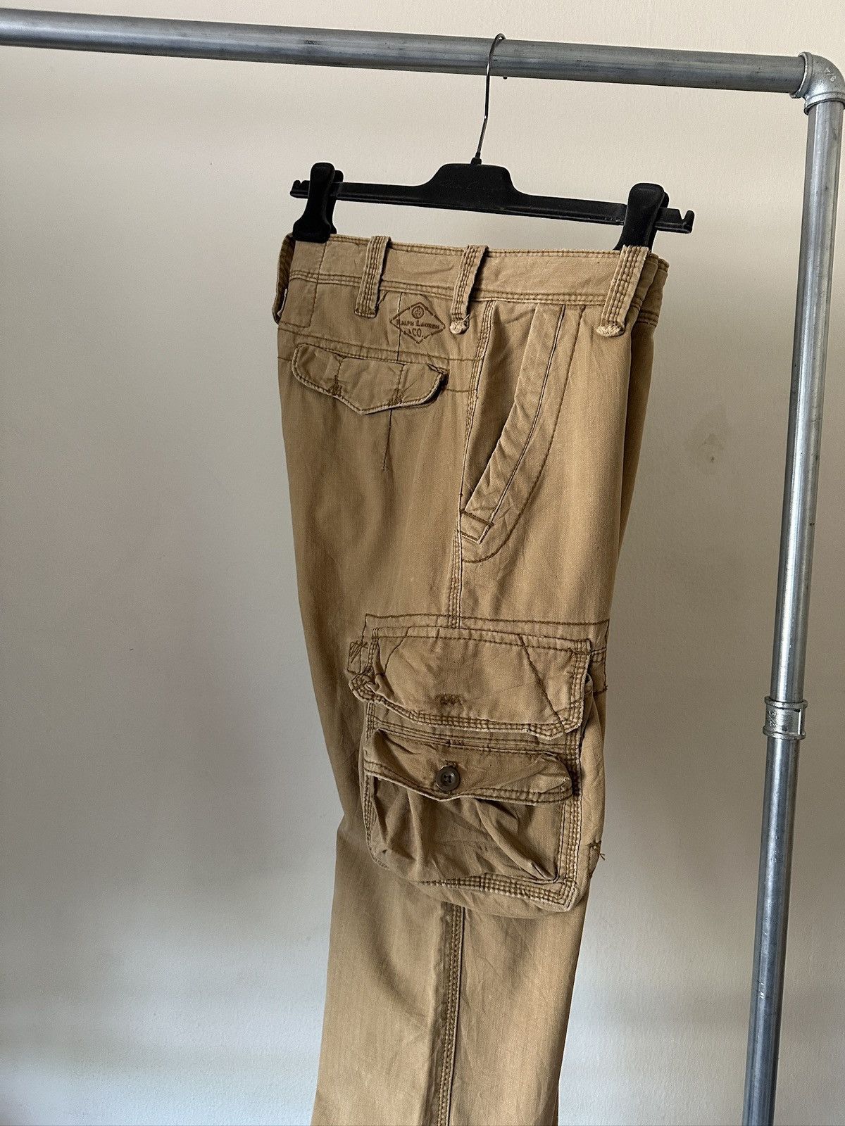 Polo Ralph Lauren 2000s Polo Ralph Lauren Multipocket Cargo Pant Size US 31 - 15 Thumbnail