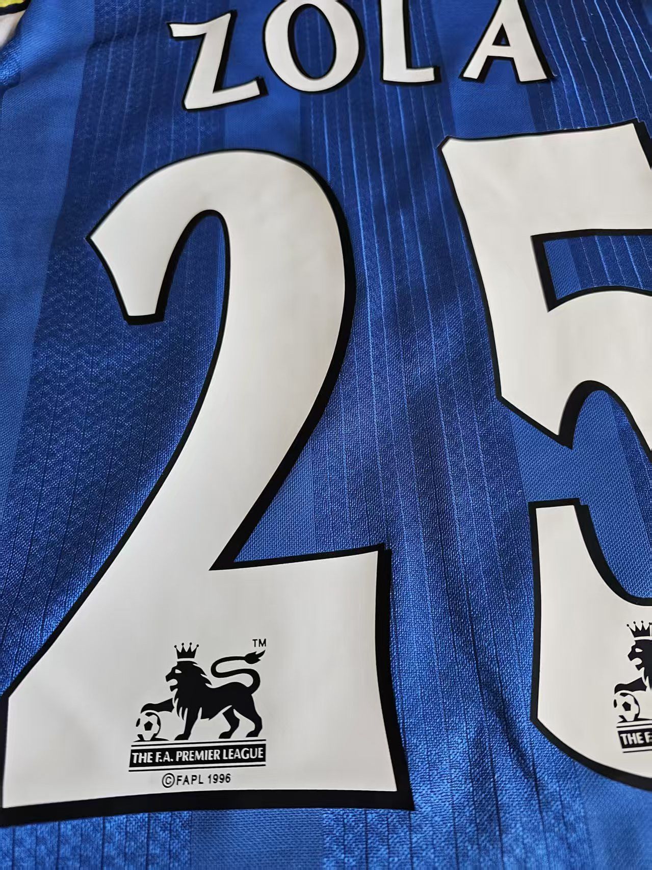 Other 1997 1999 Chelsea #25 Gianfranco Zola Jersey Size US XXL / EU 58 / 5 - 6 Thumbnail