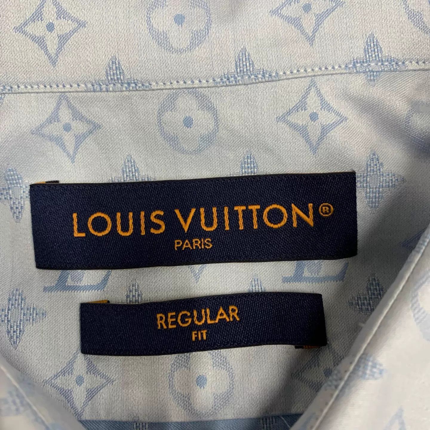 Louis Vuitton LV 26 new blue Monogram short-sleeve shirt 40 tags Size US M / EU 48-50 / 2 - 4 Thumbnail