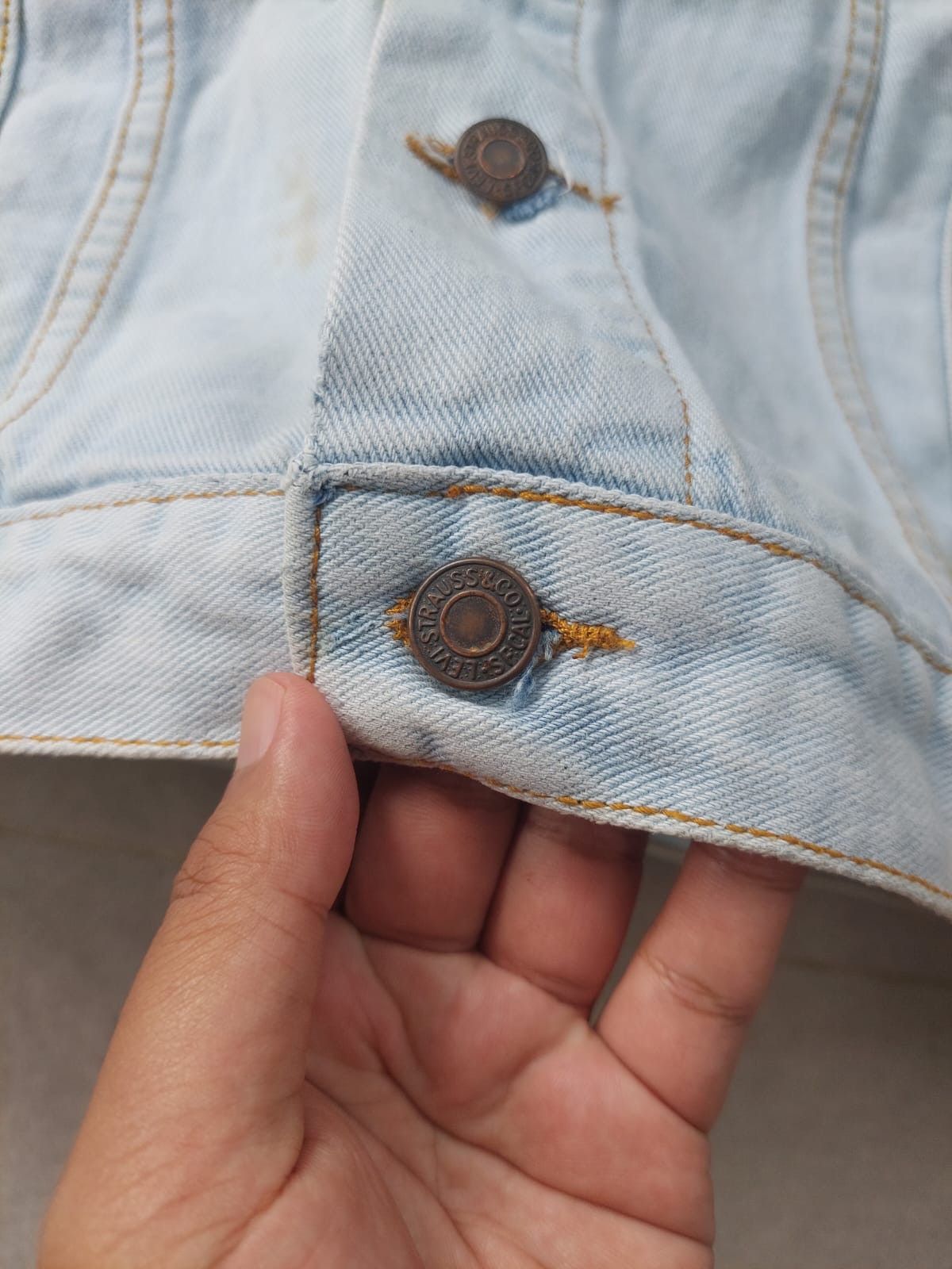 Levi's Levis 505 Denim Jacket Light Wash Made in USA Size US XL / EU 56 / 4 - 4 Thumbnail