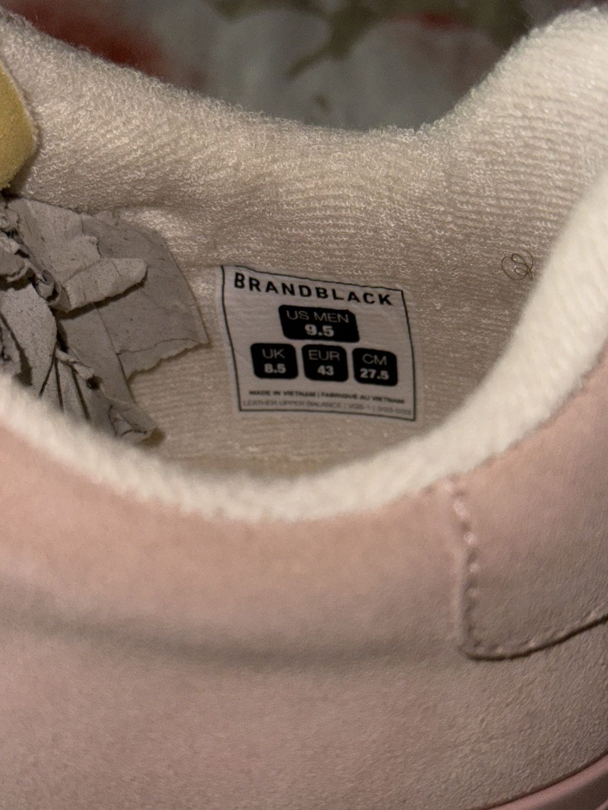 Brandblack Brandblack “No Name” M007BB pink suede low top sneaker Size US 9.5 / EU 42-43 - 9 Thumbnail
