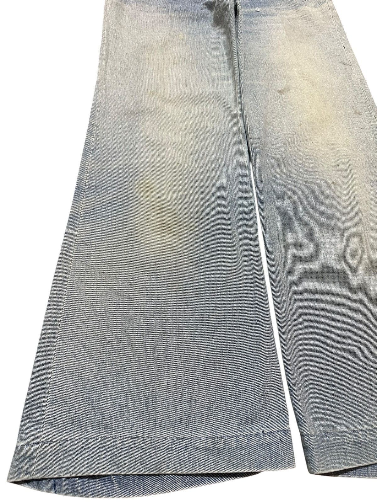 Other Vintage Bootcut WideLeg Style With Faded Wash Size US 29 - 7 Thumbnail