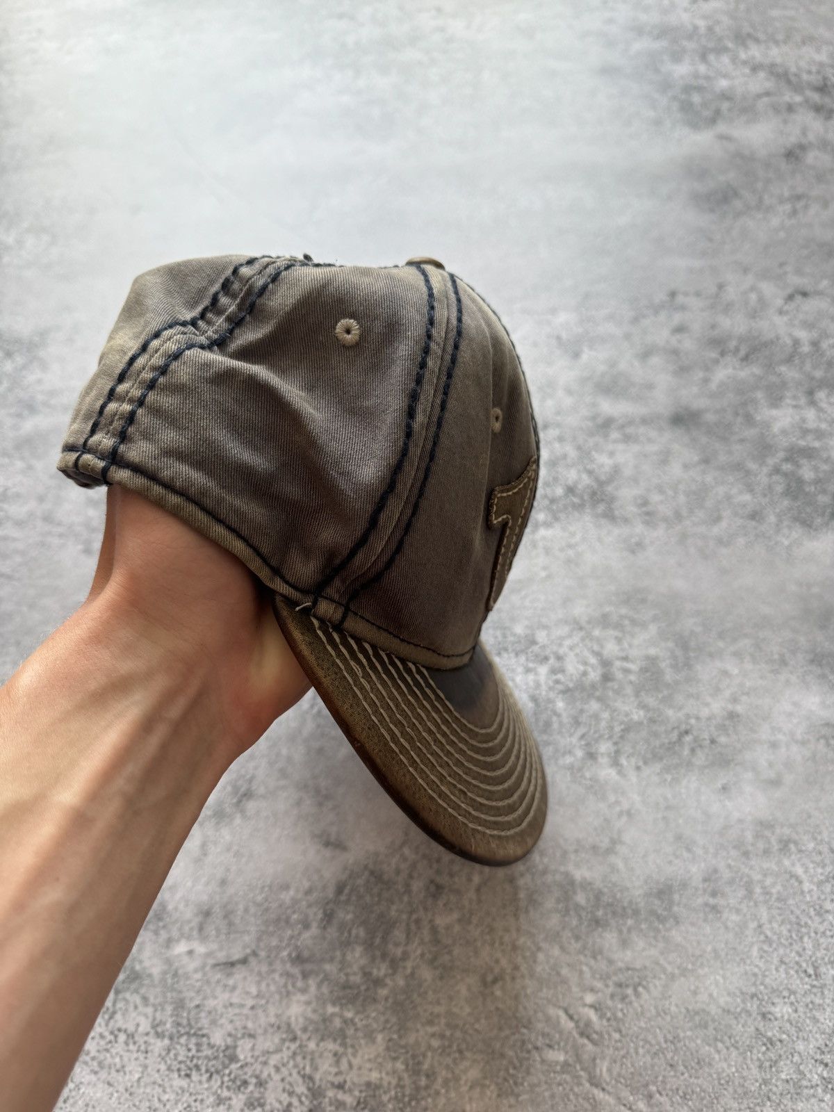 True Religion × Vintage Vintage True Religion Cap OS Size ONE SIZE - 2 Thumbnail