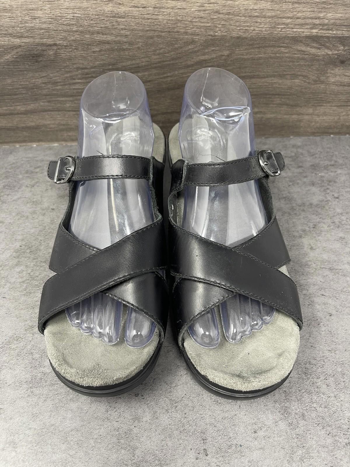 Dansko Dansko Sela Shoes Womens Size 11 (42) Black Sandals Size US 11 / IT 41 - 3 Thumbnail