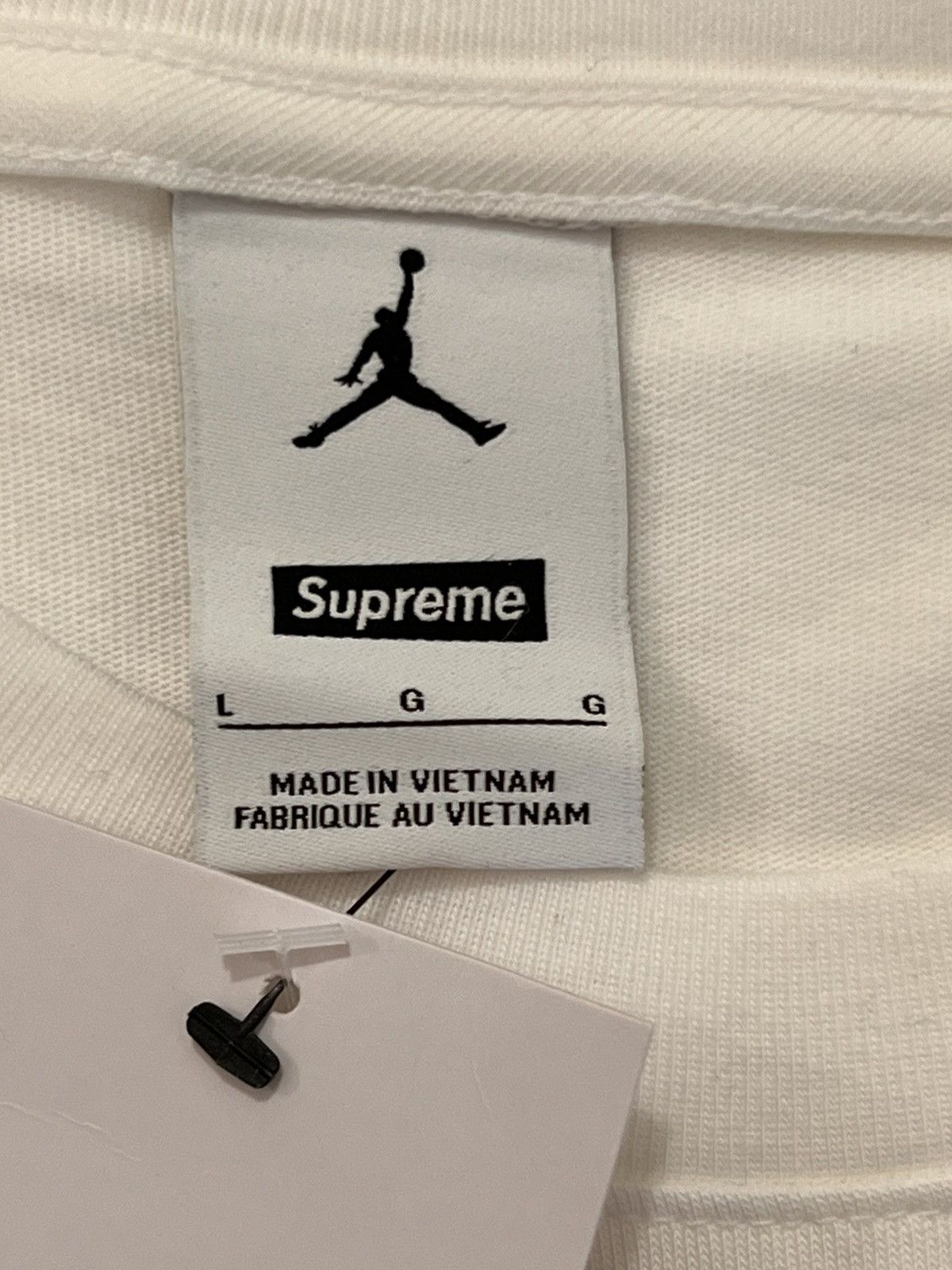 Jordan Brand Supreme Jordan Biggie Notorious BIG tee Tshirt white photo Size US L / EU 52-54 / 3 - 15 Thumbnail