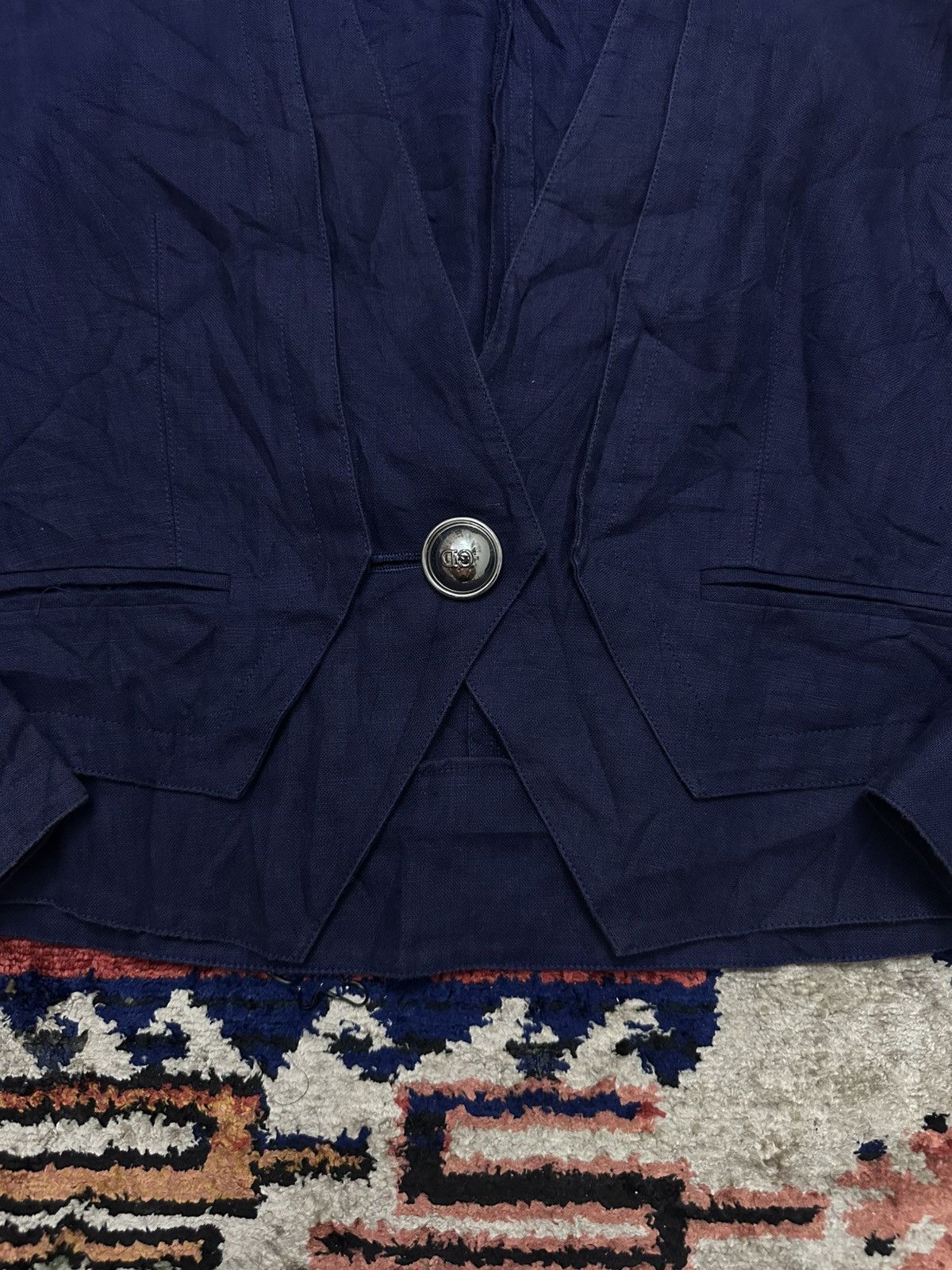CHRISTIAN DIOR WOMAN’S NO COLLAR SHORT JACKET 1 BUTTON