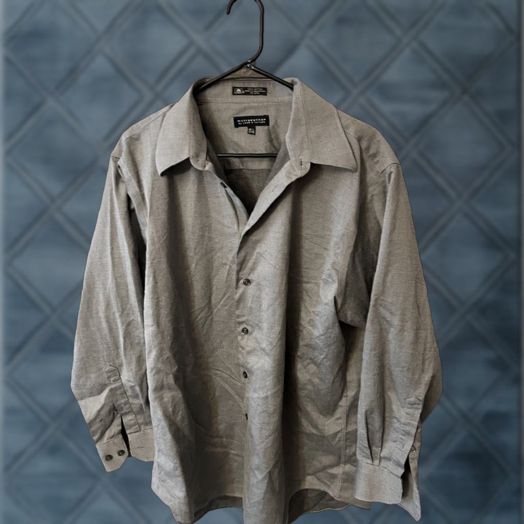 Lord & Taylor VINTAGE LORD & TAYLOR Dress Shirt 16.5 32/33 Gray Long Sleeve Button Up Mens Regular 100% Cotton Size US L / EU 52-54 / 3 - 1 Thumbnail