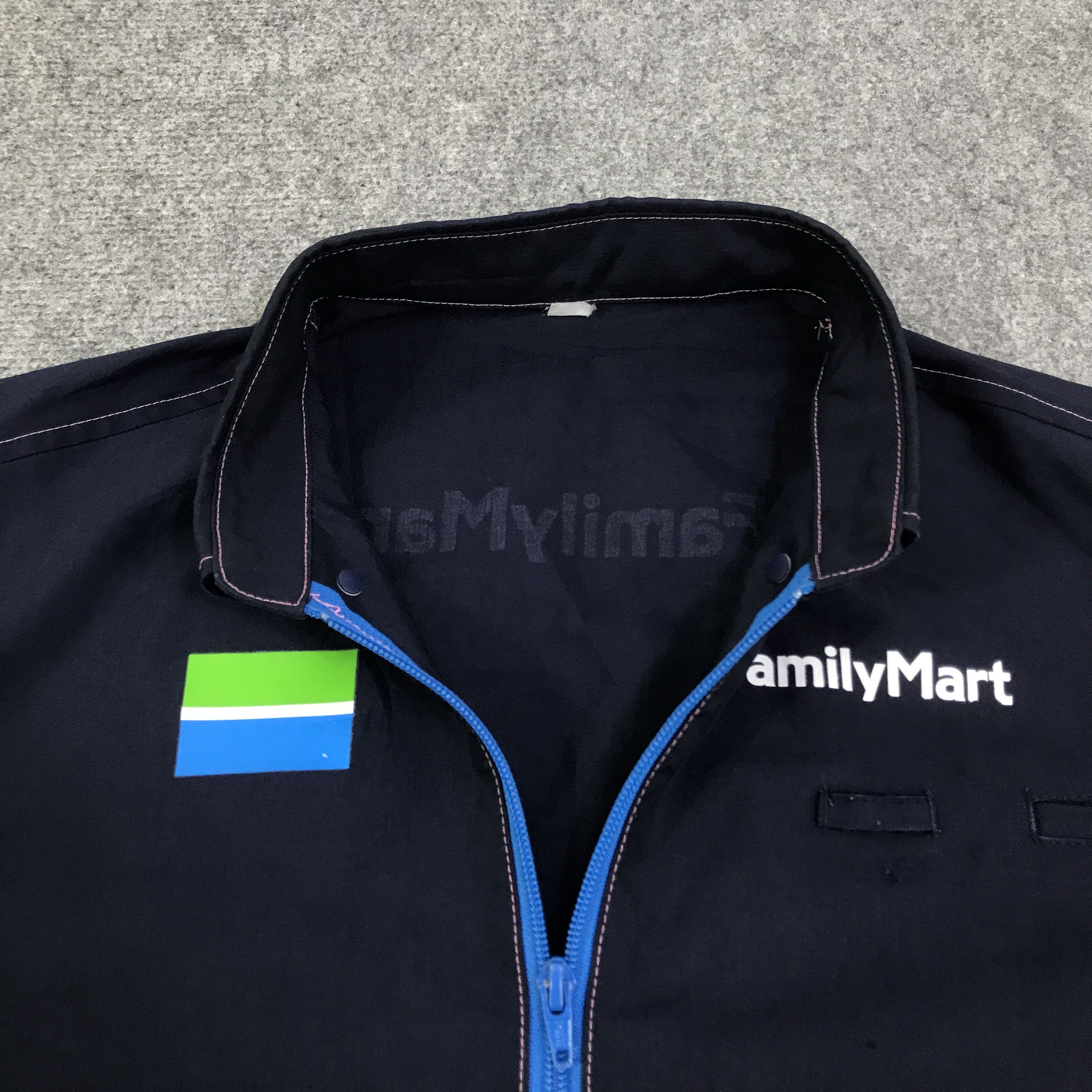 Japanese Brand family mart staff Japan shirt jacket K124B19 Size US M / EU 48-50 / 2 - 5 Thumbnail
