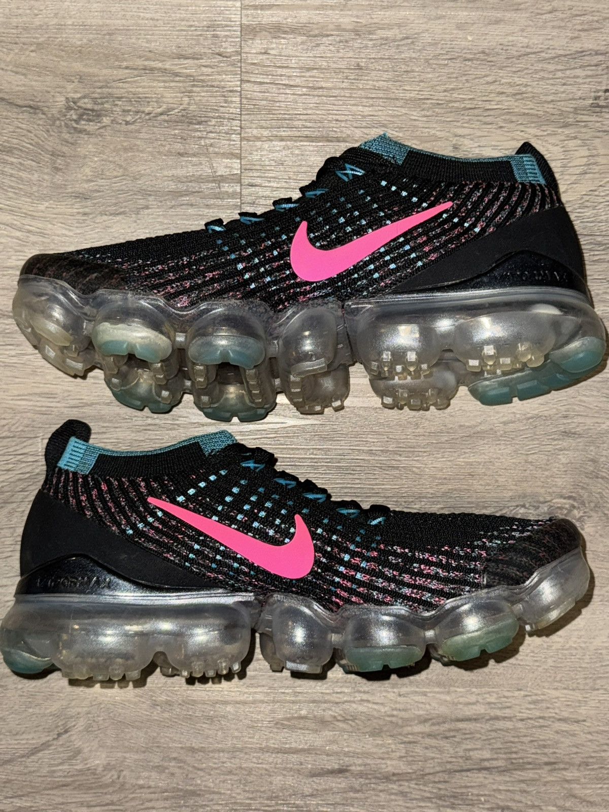Nike Nike Vapormax Flyknit 3 Black Hyper Pink Blue Size US 7 / IT 37 - 2 Thumbnail