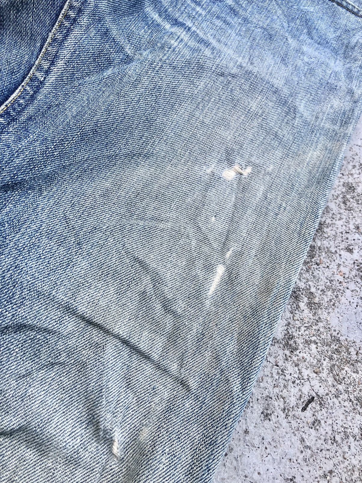 Helmut Lang VTGE HELMUT LANG DISTRESSED DENIM Size US 30 / EU 46 - 11 Thumbnail
