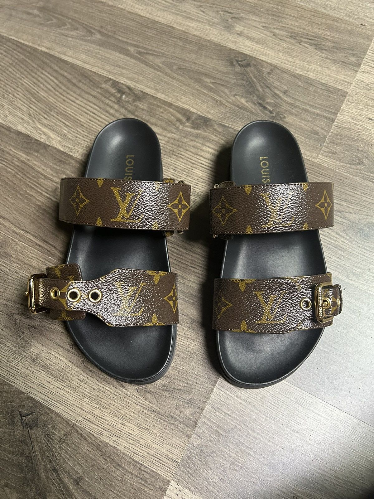 Louis Vuitton Louis Vuitton Bom Dia Flat Comfort Mule Size US 4.5 / IT 34.5 - 5 Thumbnail