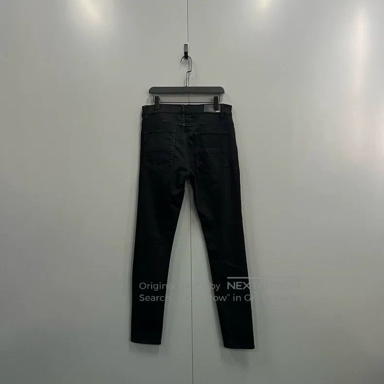 Amiri Amiri Size 34 Black ripped slim jeans Size US 34 / EU 50 - 2 Thumbnail