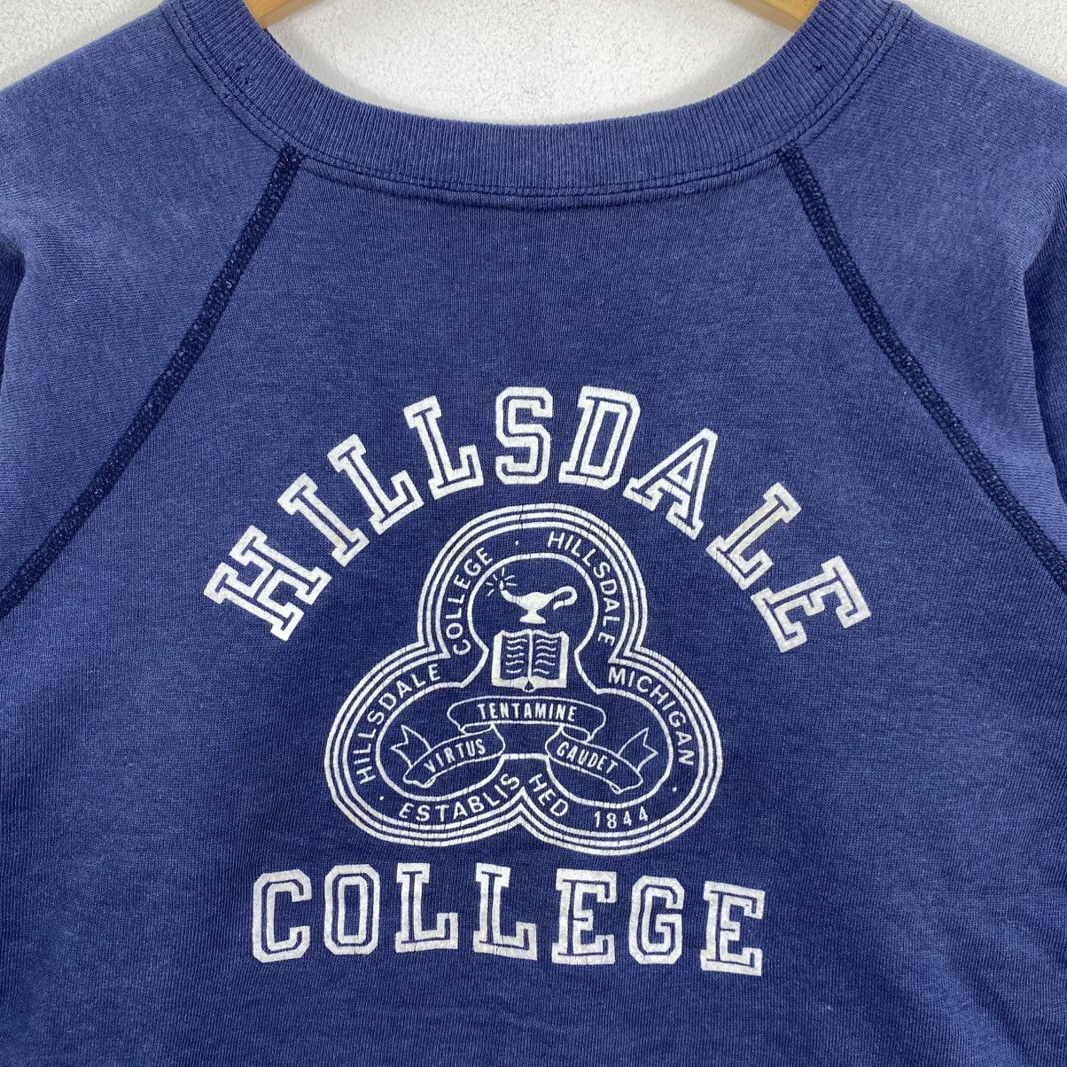 Vintage Vintage 80s Champion Hillsdale College Sweatshirt Medium USA Size US M / EU 48-50 / 2 - 4 Thumbnail