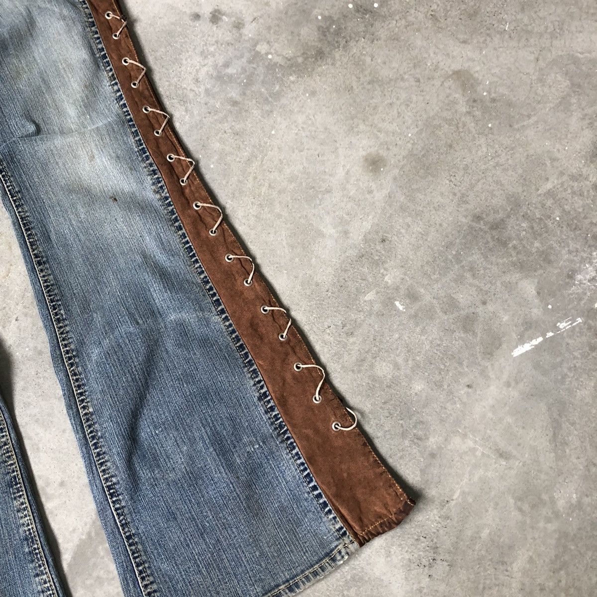 Hysteric Glamour × Japanese Brand Vintage JouJou Flare Japanese Brand distressed jean 🍒 Size US 31 - 4 Thumbnail