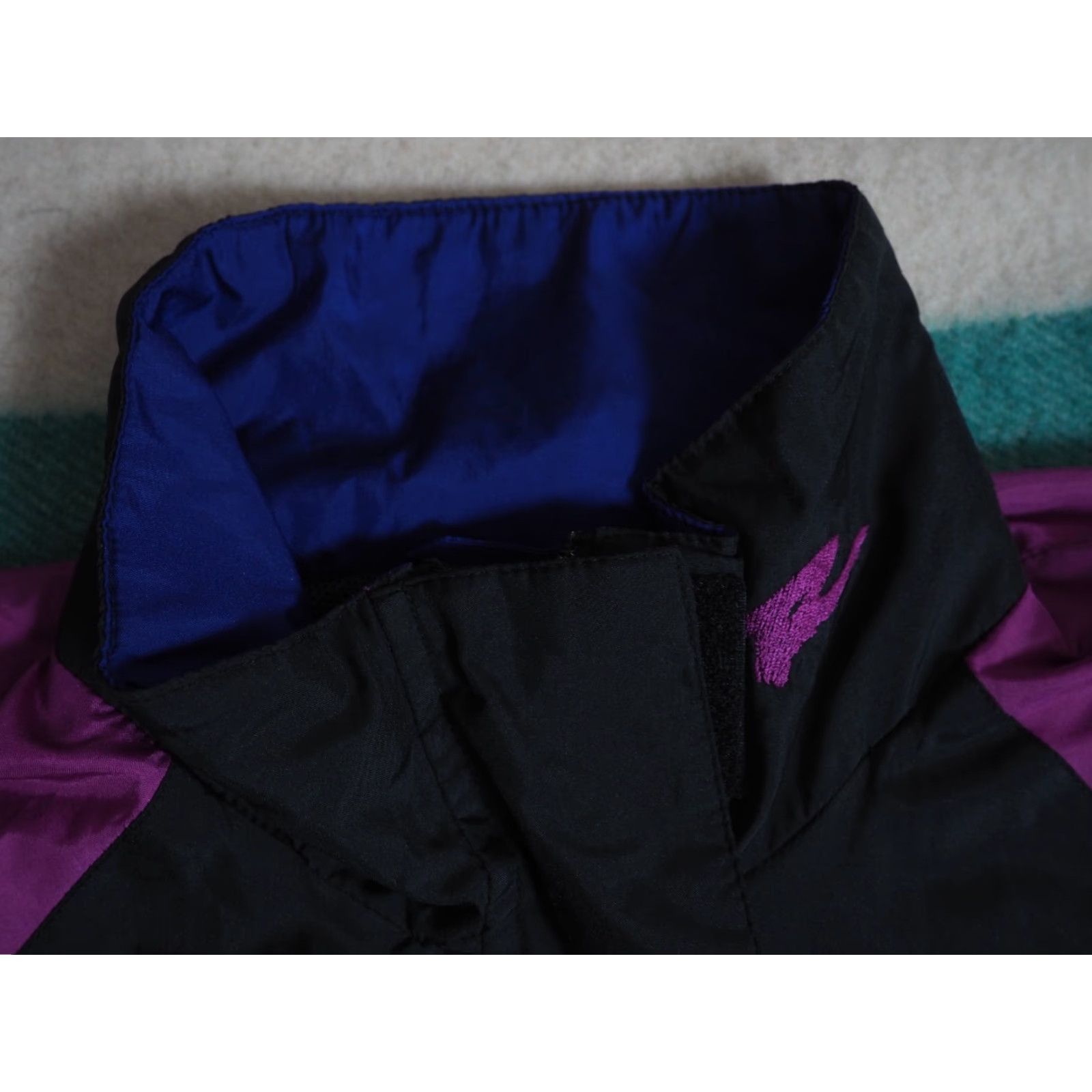 Rusty VTG Rusty Surfboards Surf Jacket Nylon Windbreaker L Multi-Color 1980s 90s Logo Black Purple Windbreaker Jacket Mens L Size US L / EU 52-54 / 3 - 4 Thumbnail