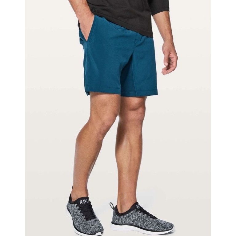 Lululemon 𝓛𝓾𝓵𝓾𝓵𝓮𝓶𝓸𝓷 T.H.E. Short Linerless 7" Dark Maritime Size US 30 / EU 46 - 1 Thumbnail