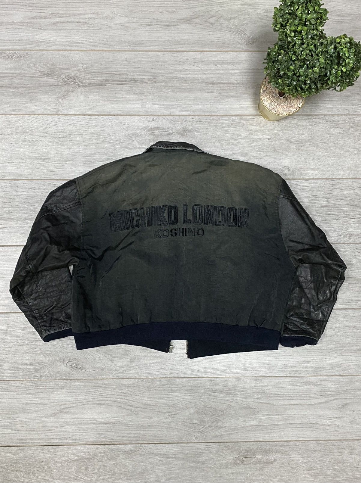 Michiko Koshino Michiko Koshino London leather bomber jacket spell out Size US L / EU 52-54 / 3 - 5 Thumbnail