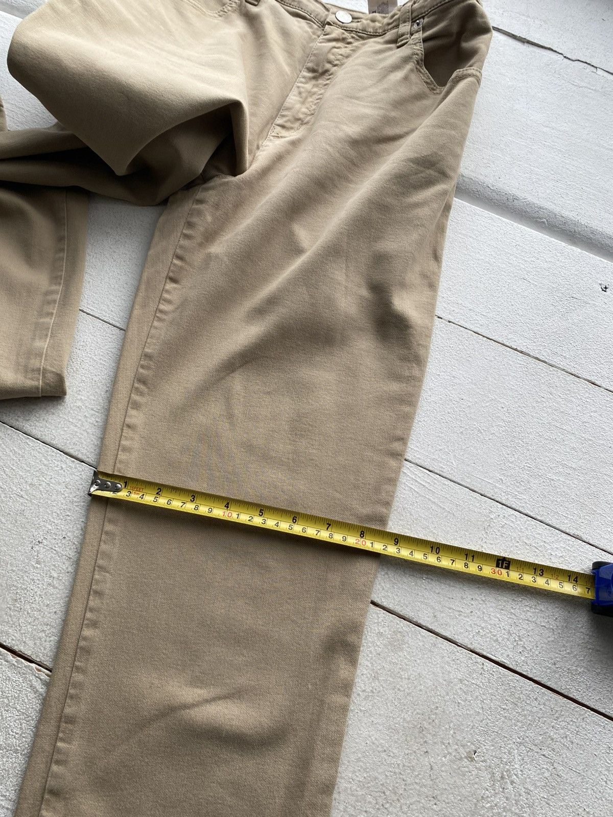 Armani Retro Luxury 90s AJ Armani Jeans Thommer Slim Beige Pants Size US 31 - 19 Thumbnail