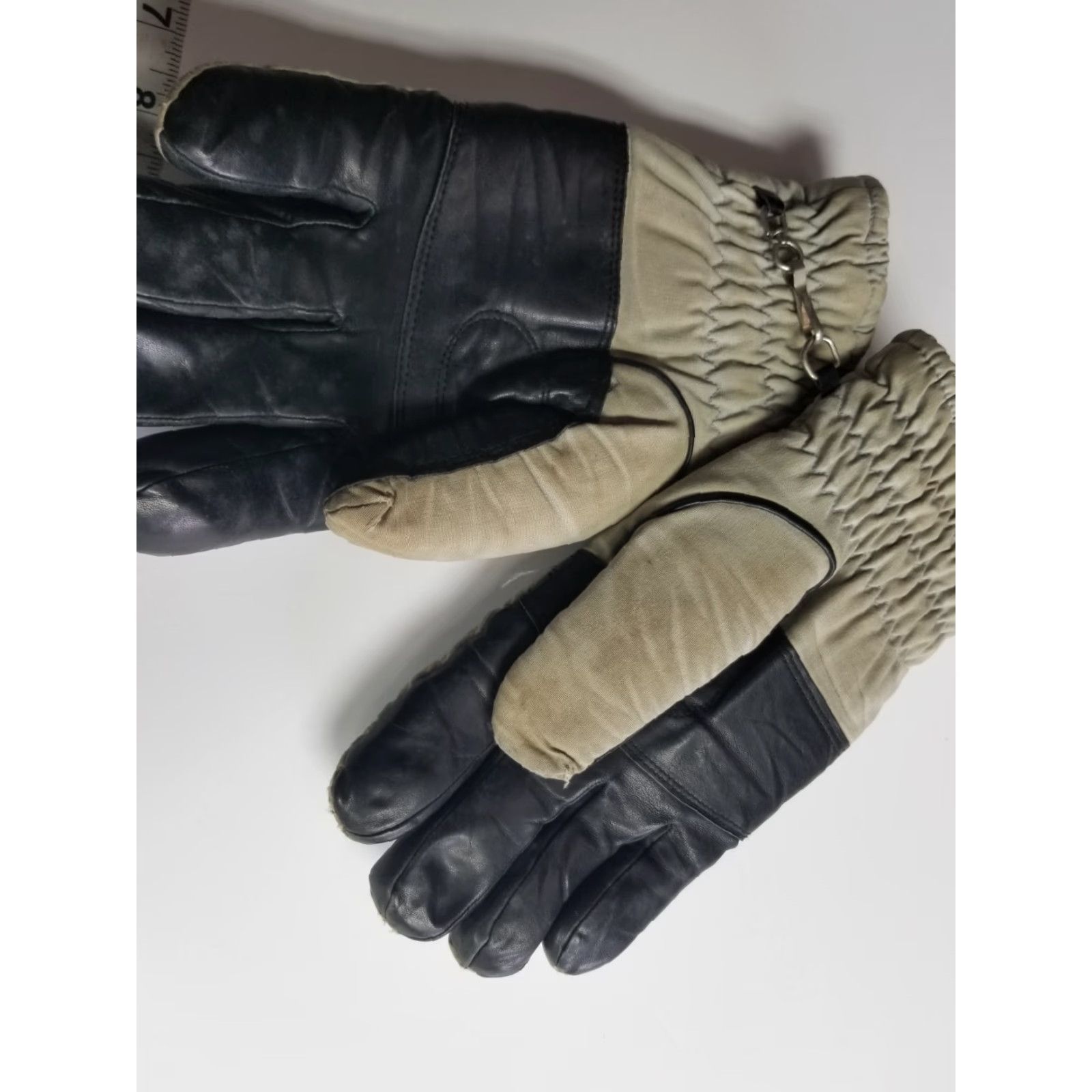 Vintage GORE-TEX Winter Gloves Gray Black Lined Nylon Mens Size Large Conroy Glove Inner Size ONE SIZE - 4 Thumbnail