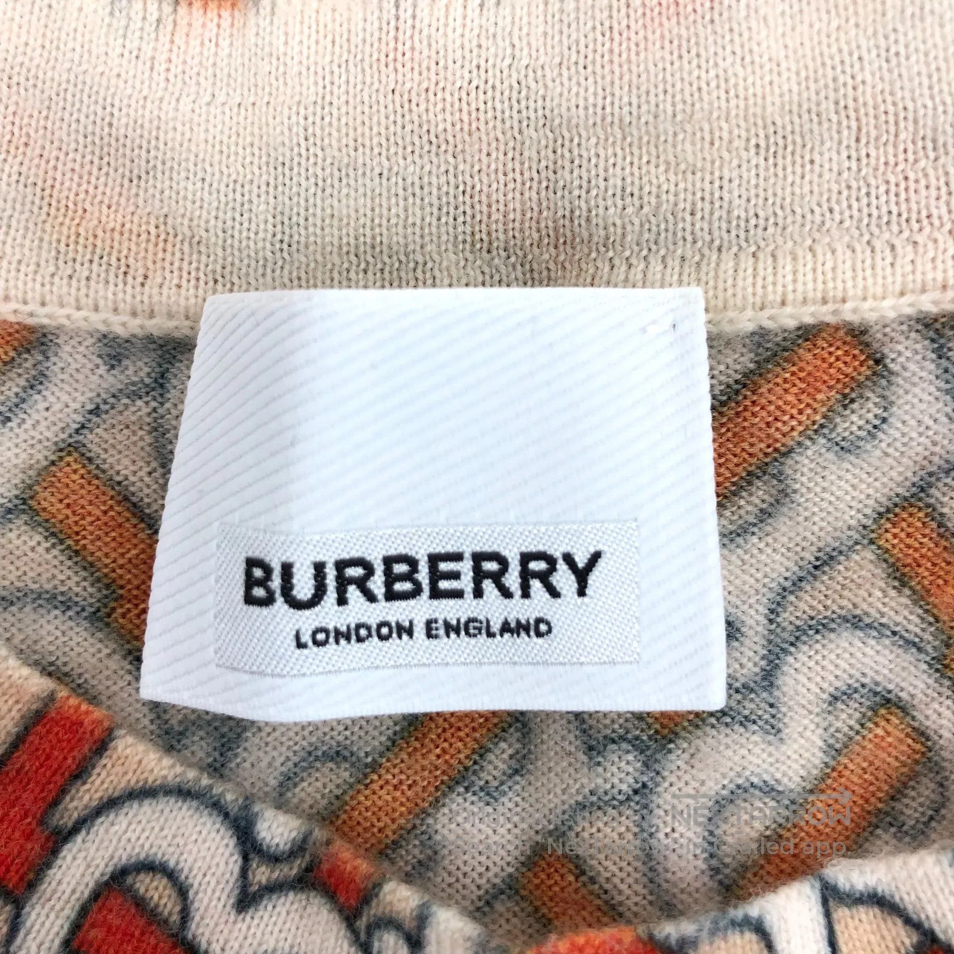 Burberry Burberry Color-block Tb letter full-print wool round-neck Size US M / EU 48-50 / 2 - 5 Thumbnail